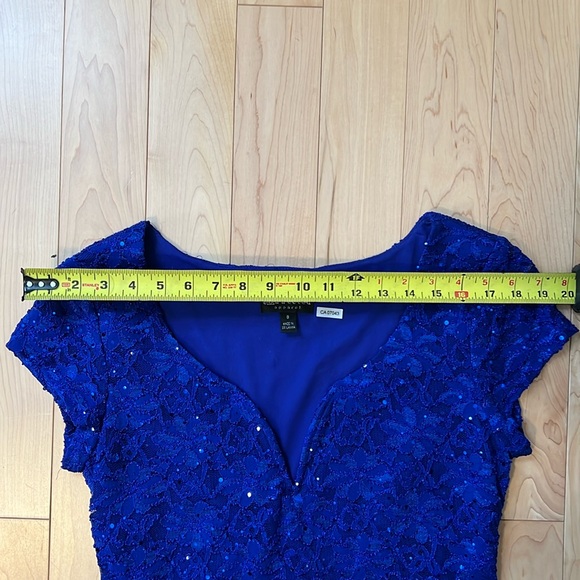 Beautiful blue sequinned dress - Picture 5 of 5